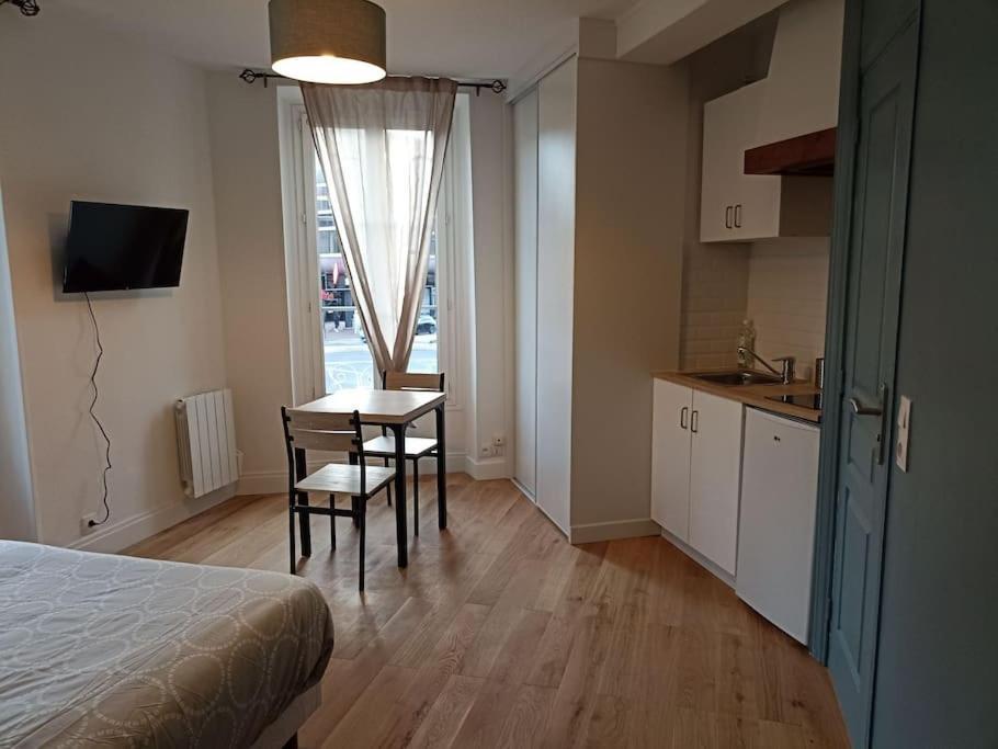 Studio Cosy, Le Vesinet Bagian luar foto